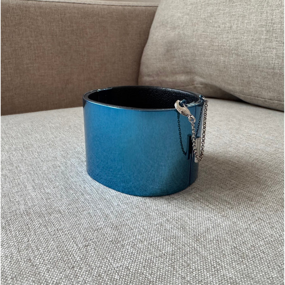 Celine Minimal Manchette Cuff Bracelet Metallic Blue Metal Silver Detail - Picture 1 of 7